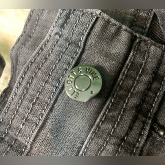 Elliott & Vine High Rise Unique Waist Black Cotton Blend Jeans Plus size 14 - Picture 8 of 12